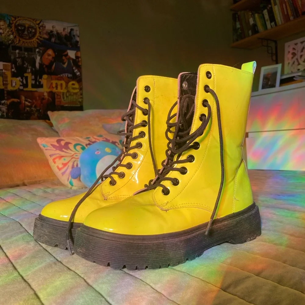 Yellow Rave Boots - Picture 1 of 7